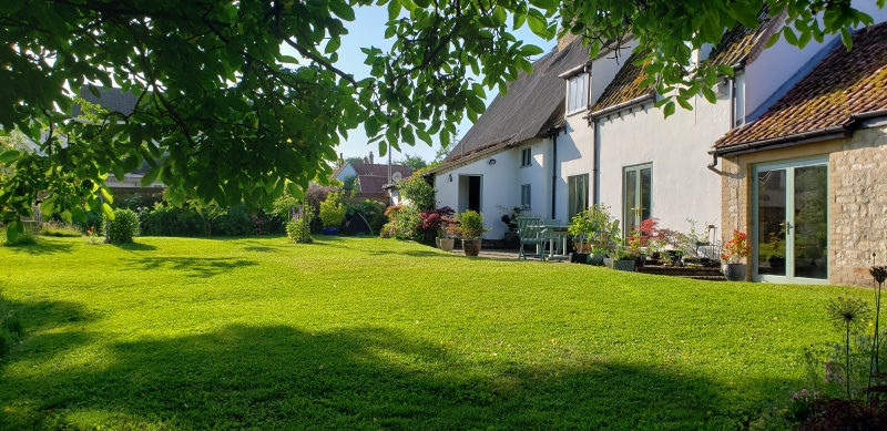 Newnham Farmhouse